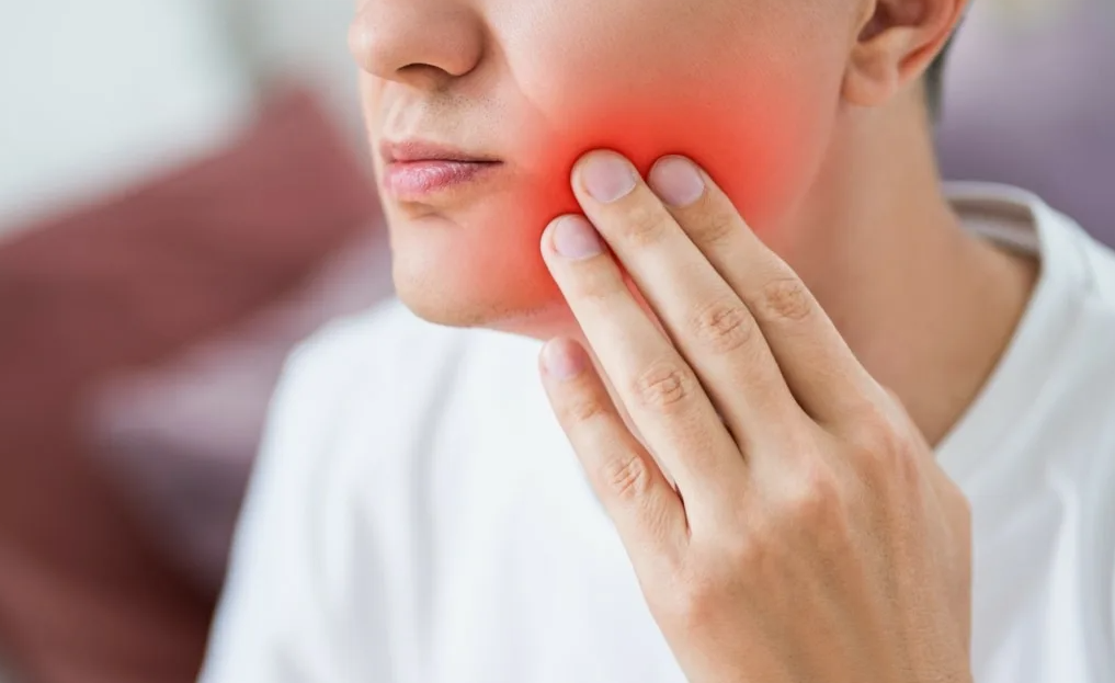 Вскрытие и дренирование абсцесса полости рта (периостит)